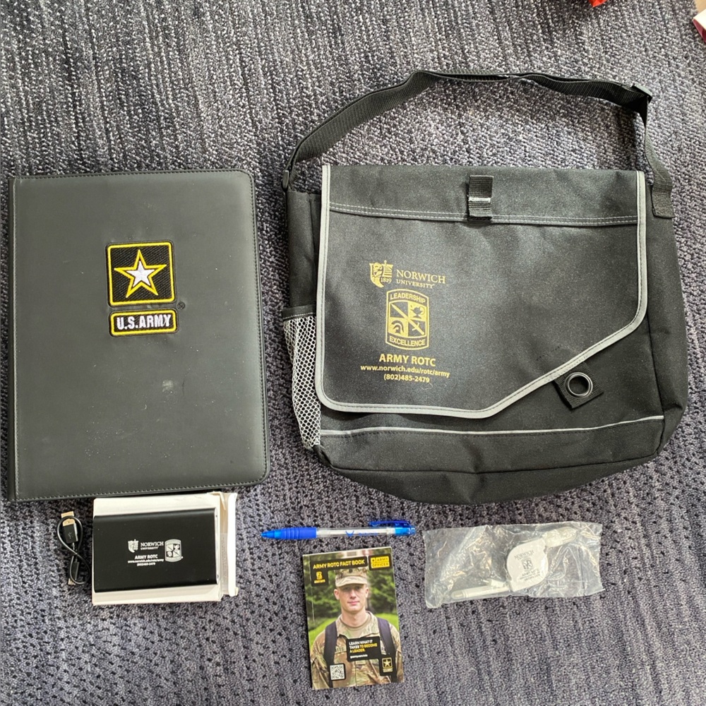 ⭐️Norwich University Army⭐️multiple office accessories